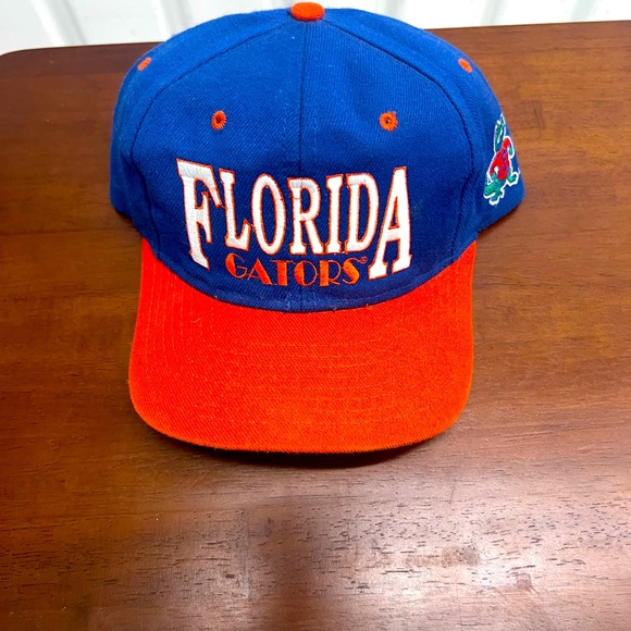 UF hat - Picture 1 of 4